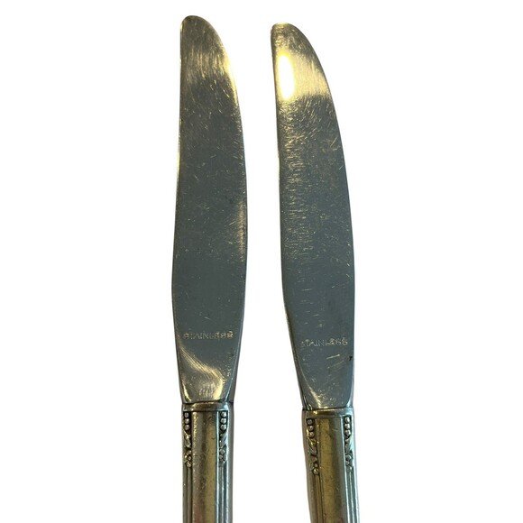 1881 Rogers Del Mar Vintage Silverplate Oneida Silver Grille Knives 2 Pcs 2409 - Picture 4 of 5